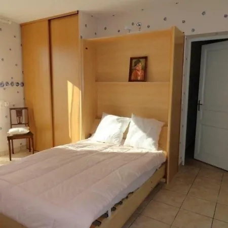 House Les Rosiers Semesterbostad *